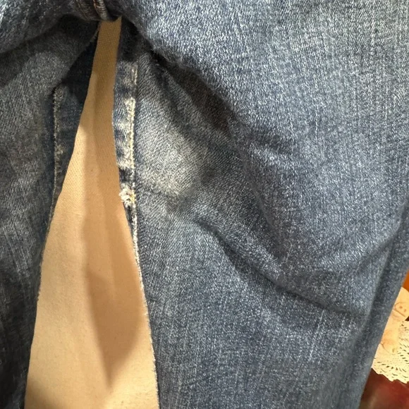 Old Navy Women's Straight Leg Blue Jeans - Picture 8 of 11